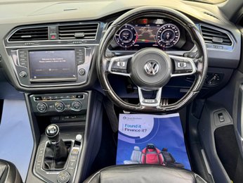Volkswagen Tiguan 2.0 TDI BlueMotion Tech R-Line 4Motion Euro 6 (s/s) 5dr