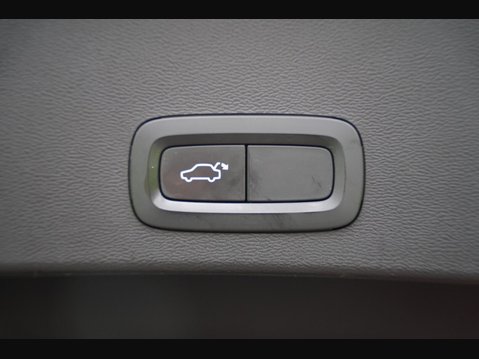 Volvo XC40 1.5 T3 Inscription Euro 6 (s/s) 5dr 29