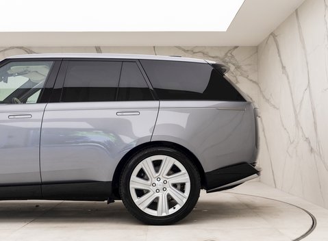 Land Rover Range Rover P400 HSE 27