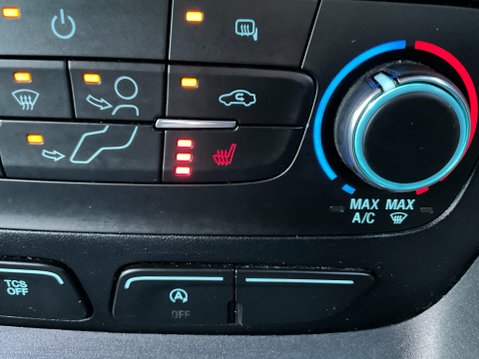Ford Transit Connect 1.5 240 EcoBlue Limited Auto L2 Euro 6 (s/s) 5dr 30