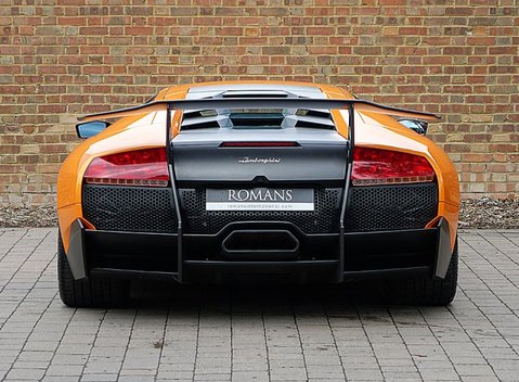 Lamborghini Murcielago LP 670-4 SV 11