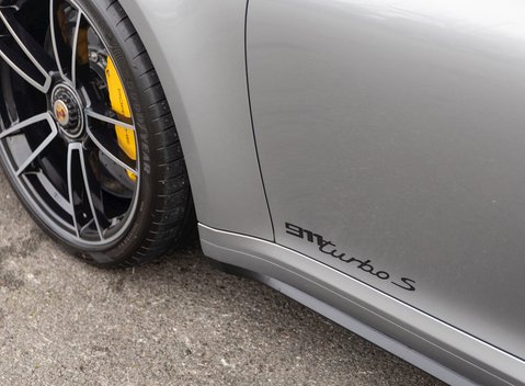 Porsche 911 (992) Turbo S 29
