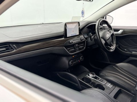 Ford Focus 1.0 Focus Vignale Auto 5dr 74