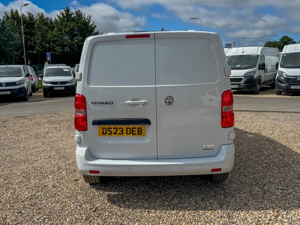 Vauxhall Vivaro SWB L1H1 [SOLD SM] Low Roof Pro F2700 Air Con Nav Sensors EURO 6 7