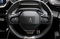 Peugeot 208 GT PREMIUM 22