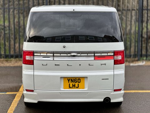 Mitsubishi Delica Roadest 40