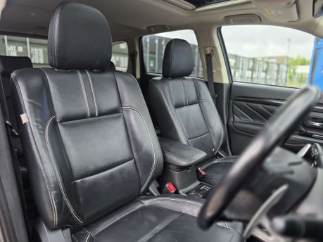 Mitsubishi Outlander 2.0h 12kWh GX4h SUV 5dr Petrol Plug-in Hybrid CVT 4WD Euro 6 (s/s) (200 ps) 18