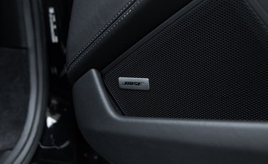 Porsche 911 Targa (992) 50 Years Porsche Design Edition 32