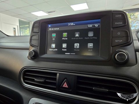 Hyundai KONA 39kWh SE Auto 5dr (10.5kW Charger) 33