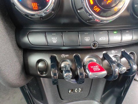 Mini Hatch 1.5 Cooper Auto Euro 6 (s/s) 5dr 52