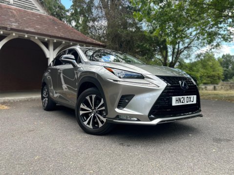 Lexus NX 300H 53