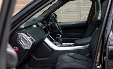 Land Rover Range Rover Sport 5.0 SVR 16