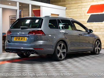 Volkswagen Golf 2.0 Golf R TSi Semi-Auto 4WD 5dr