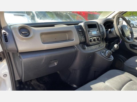 Renault Trafic 1.6 dCi 27 Business+ Panel Van 5dr Diesel Manual SWB Standard Roof Euro 5 ( 34