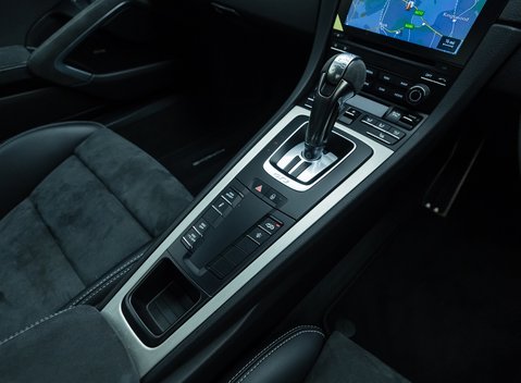 Porsche 911 GT3 (991.2) 22