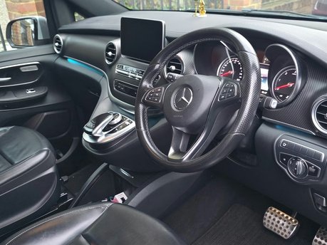 Mercedes-Benz V Class V250D AMG Line Auto Diesel Extra Long Wheelbase 8 SEATER/360 CAM/SAT NAV 3