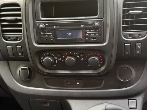 Vauxhall Vivaro 1.6 CDTi 2900 BiTurbo L2 H1 Euro 6 (s/s) 5dr (9 Seat) 14