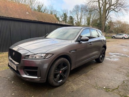 Jaguar F-Pace 2.0 F-Pace R-Sport AWD D Auto 4WD 5dr