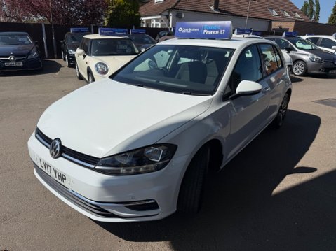 Volkswagen Golf 1.0 TSI BlueMotion Tech SE Nav DSG Euro 6 (s/s) 5dr 10