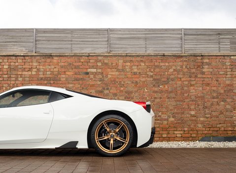 Ferrari 458 Speciale 32