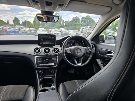 Mercedes-Benz GLA 1.6 GLA180 GPF Urban Edition SUV 5dr Petrol 7G-DCT Euro 6 (s/s) (122 ps) 32