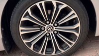 Toyota Corolla 1.8 VVT-h Design Hatchback 5dr Petrol Hybrid CVT Euro 6 (s/s) (122 ps) 8