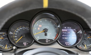 Porsche 911 GT3 RS (991.2) 19