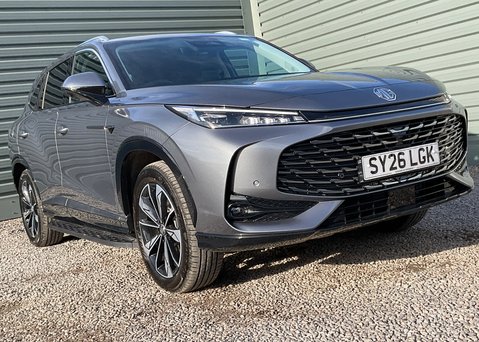 MG MG HS 1.5 T-GDI TROPHY PHEV 7