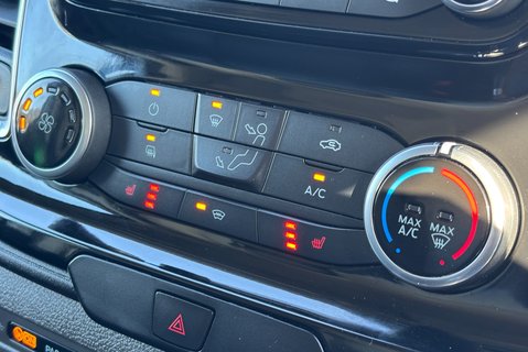 Ford Transit Custom 300 Active L1 170 ps Selectshift Panel Van - Tailgate & Twin Side Doors 20