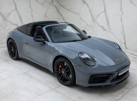 Porsche 911 Targa 4 GTS (992) 14