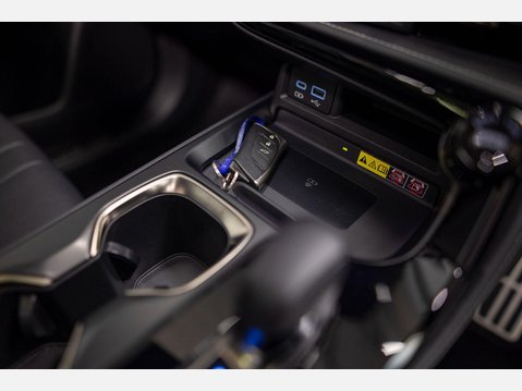 Lexus NX 2.5 350h F Sport E-CVT 4WD Euro 6 (s/s) 5dr 26