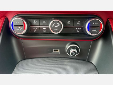 Alfa Romeo Stelvio 2.1 Stelvio Veloce TD AWD Auto 4WD 5dr 30