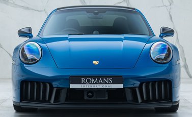 Porsche 911 Carrera 4 GTS (992.2) 7