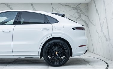 Porsche Cayenne V6 E-HYBRID Coupe 31