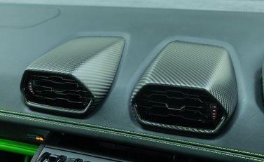 Lamborghini Huracan TECNICA 19