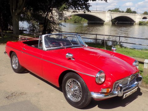 MG MGB MK1 'Pull Door Handle' ROADSTER 1