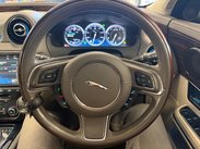 Jaguar XJ 3.0d V6 Portfolio Auto Euro 5 4dr 33