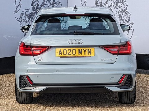 Audi A1 SPORTBACK TFSI S LINE 8