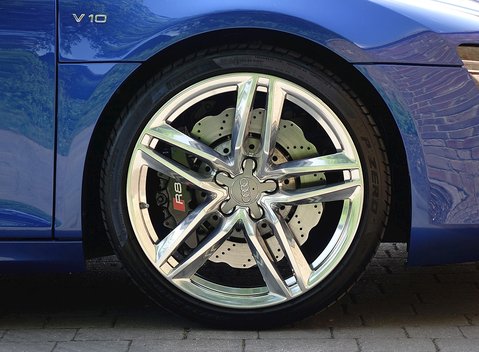 Audi R8 V10 Spyder 10