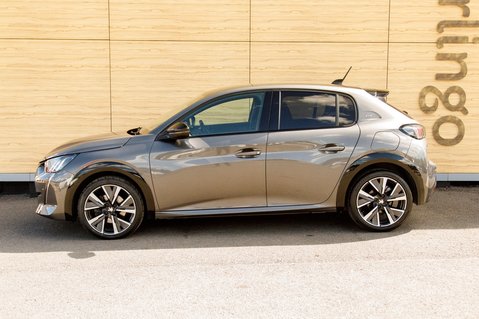 Peugeot 208 PURETECH GT S/S 14