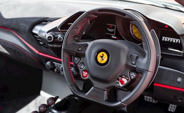 Ferrari 488 Pista 11