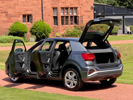 Audi Q2 TFSI S LINE 6