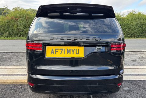 Land Rover Discovery D300 HSE Panel Van - Rear Seat Conversion / Black Pack 11