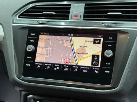 Volkswagen Tiguan 2.0 TDI SE Navigation 4Motion Euro 6 (s/s) 5dr 74