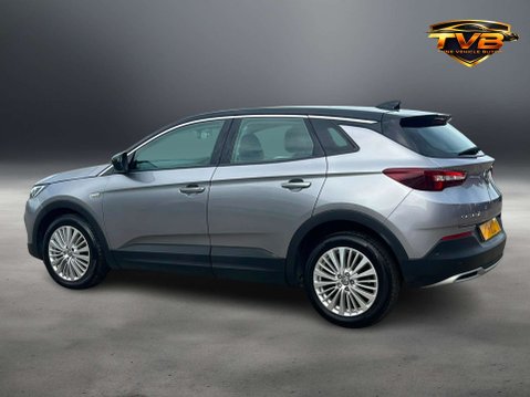 Vauxhall Grandland X 1.5 Grandland X Sport Nav TD S/S 5dr - *NATIONAL DELIVERY* 23