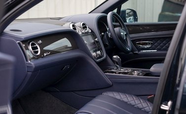 Bentley Bentayga Speed 17