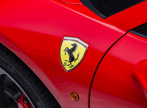 Ferrari 458 Spider 38