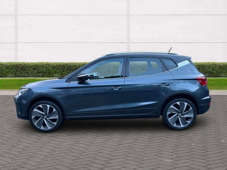 SEAT Arona 1.0 Arona FR Edition TSI Semi-Auto 5dr 4