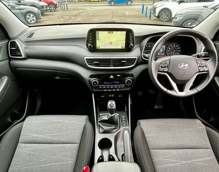 Hyundai TUCSON 1.6 Tucson SE Nav GDi 2WD 5dr 2