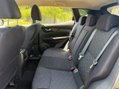 Nissan Qashqai 1.5 dCi N-Connecta SUV 5dr Diesel Manual 2WD Euro 6 (s/s) (110 ps) 1 OWNER 23